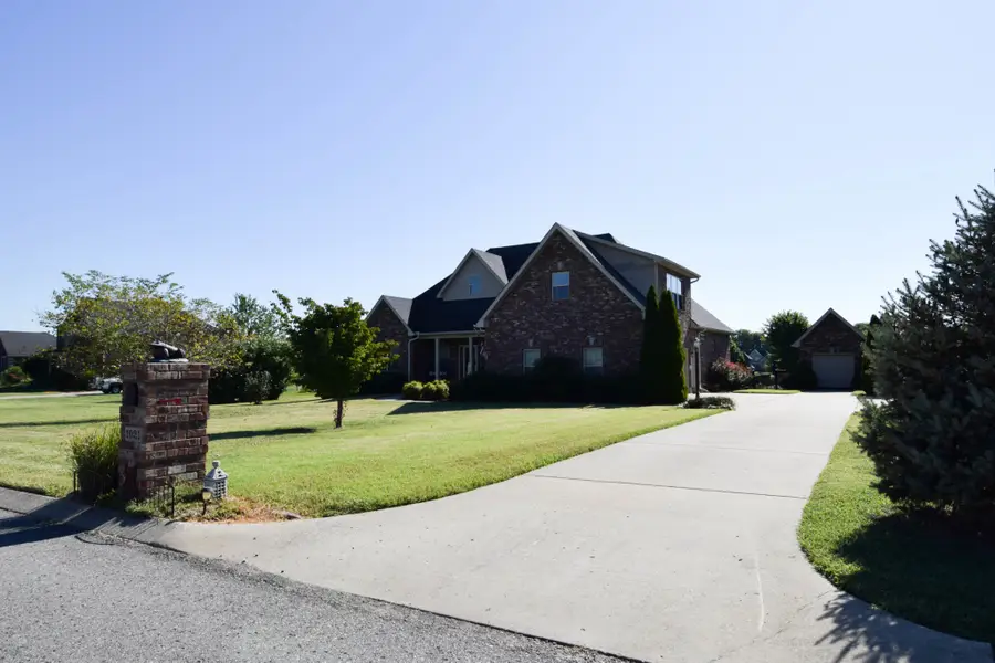 1021 Double Tree Ln, Gallatin, TN 37066 - #2