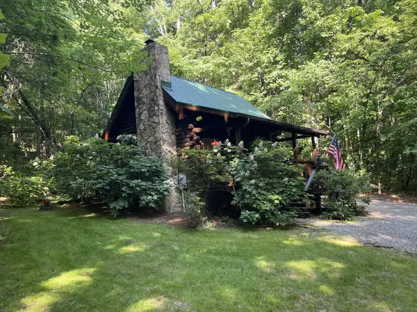438 Starr Mountain Road, Englewood, TN 37329
