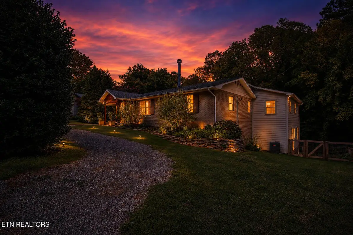 1932 Duncan Rd, Knoxville, TN 37919 - #1