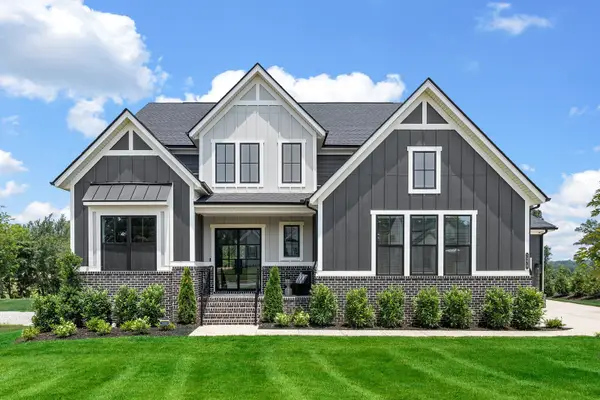 7249 Woodruff Dr, Fairview, TN 37062