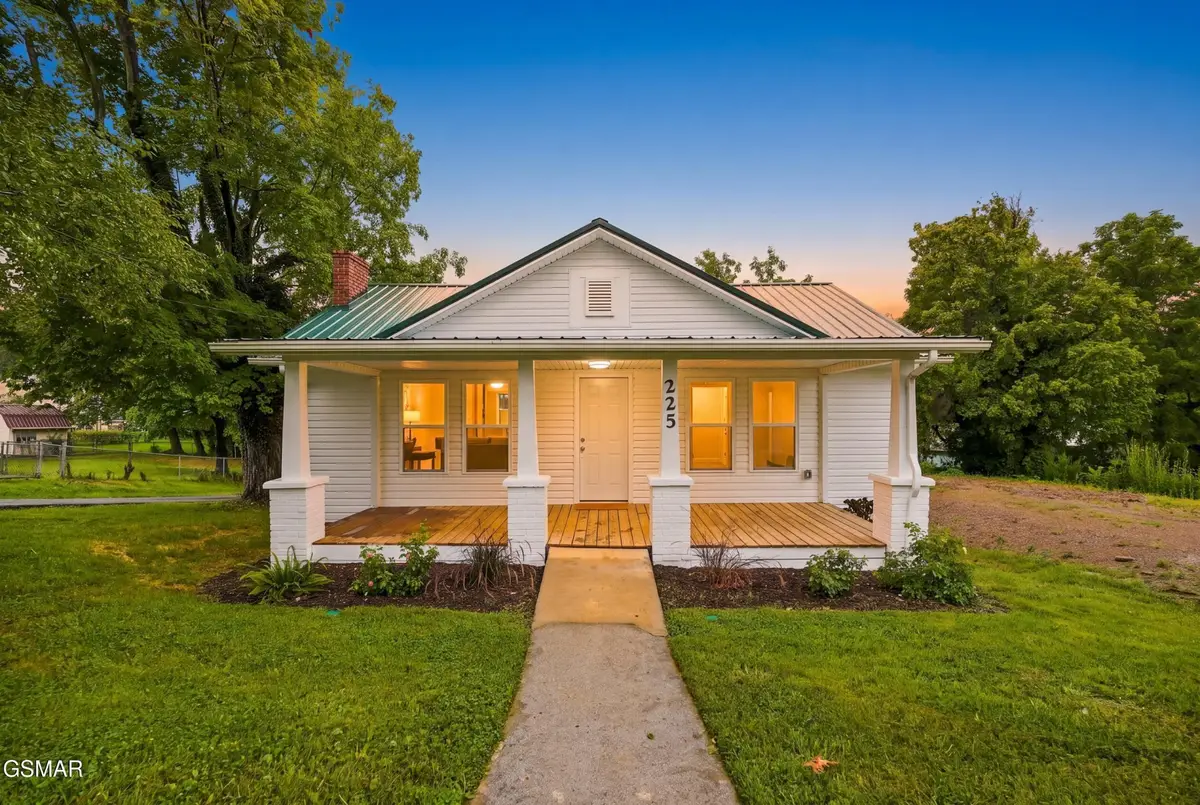 225 Glen Avenue, Kingsport, TN 37665 - #1