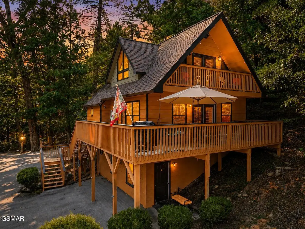 318 Greenwood Way, Pigeon Forge, TN 37863 - #1