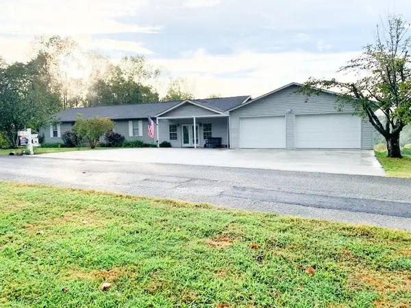 145 Lake Court Dr, Lynchburg, TN 37352