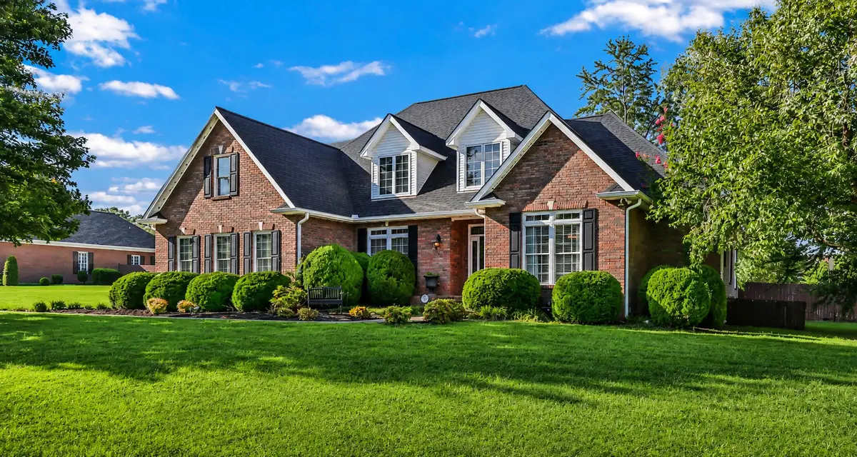 142 Indian Hills Dr, Clarksville, TN 37043 - #1