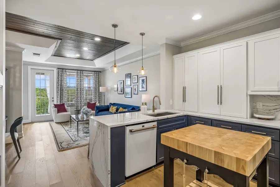 309 Seven Springs Way #403, Brentwood, TN 37027 - #2