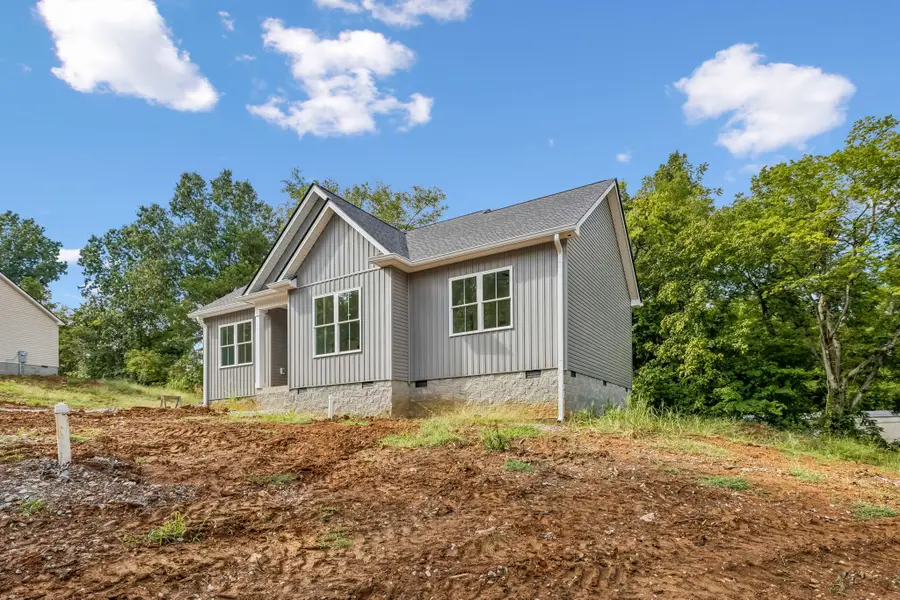 200 Wallace St, Cumberland City, TN 37050 - #2