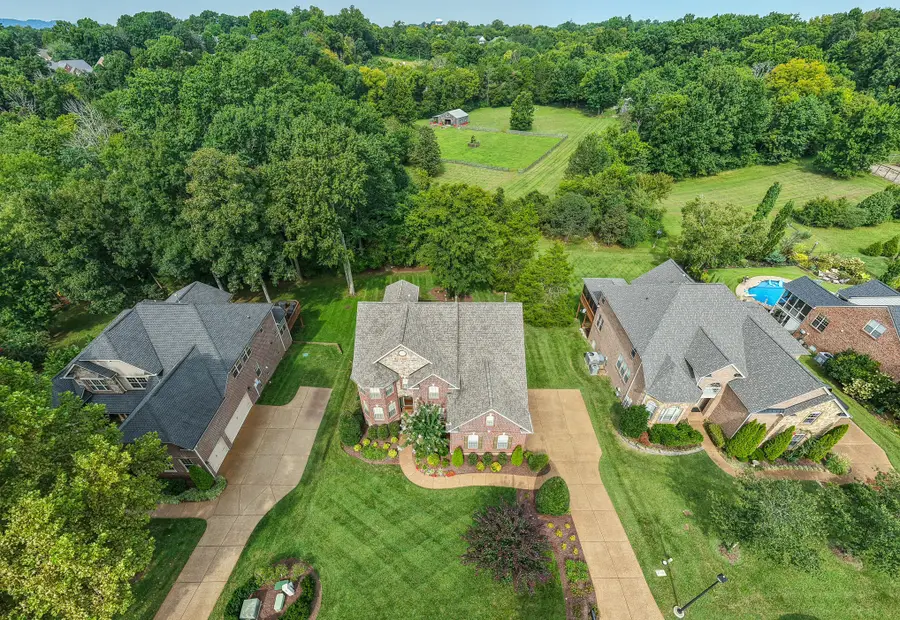 7166 Tullamore Ln, Franklin, TN 37067 - #2