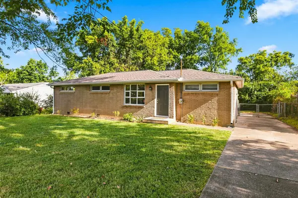 278 Garry Dr, Nashville, TN 37211