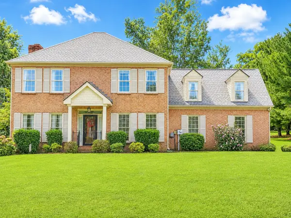 1409 Mayberry Ln, Franklin, TN 37064