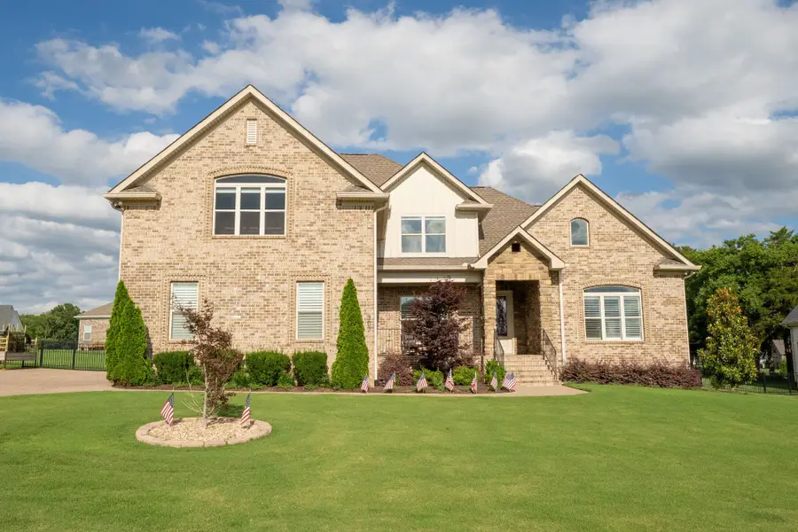 302 Kelsey Grace Pl, Mount Juliet, TN 37122 - #2