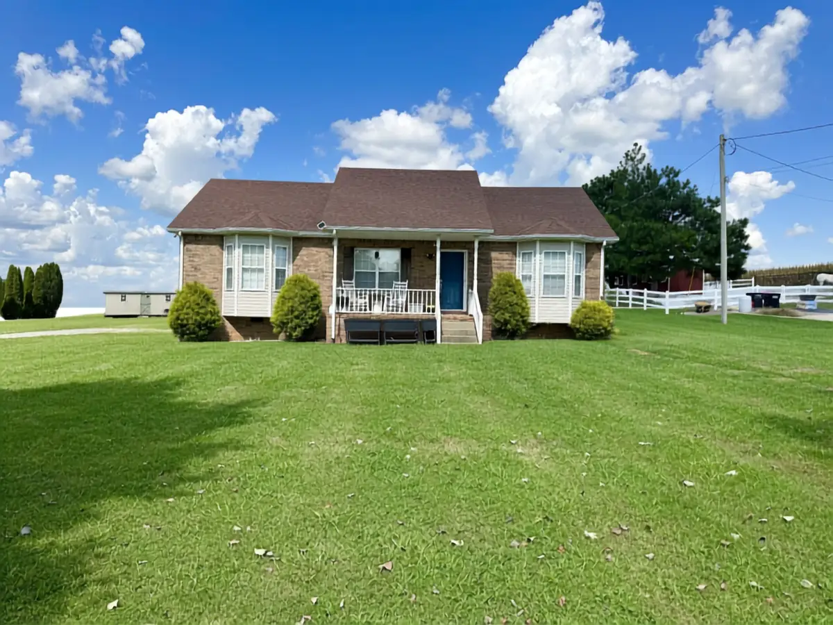4375 Matthews Rd, Cedar Hill, TN 37032 - #1