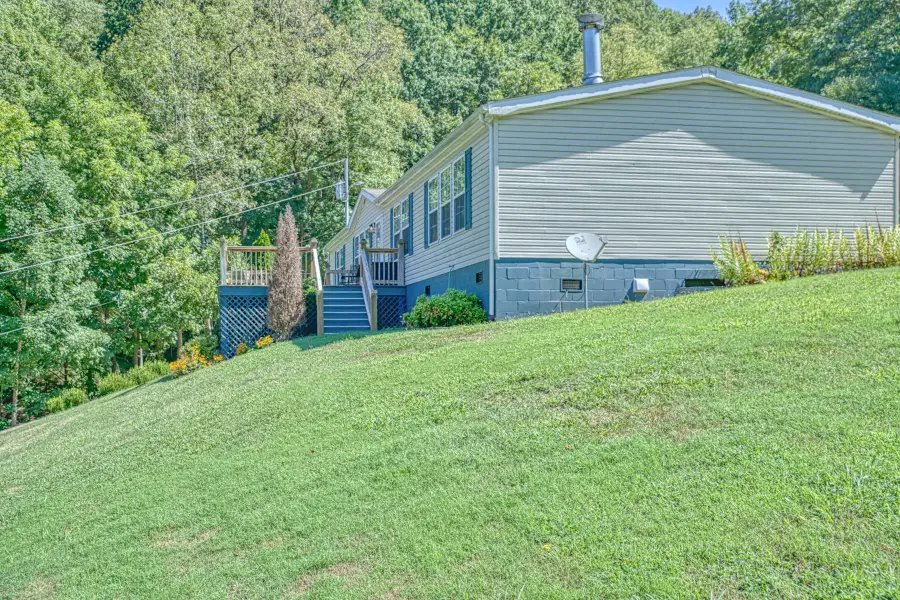 258 Knob Creek Rd, Celina, TN 38551 - #3
