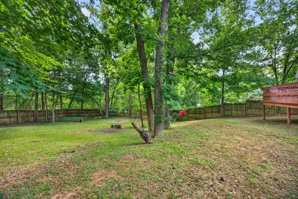 313 Lafayette Point Cir, Clarksville, TN 37042