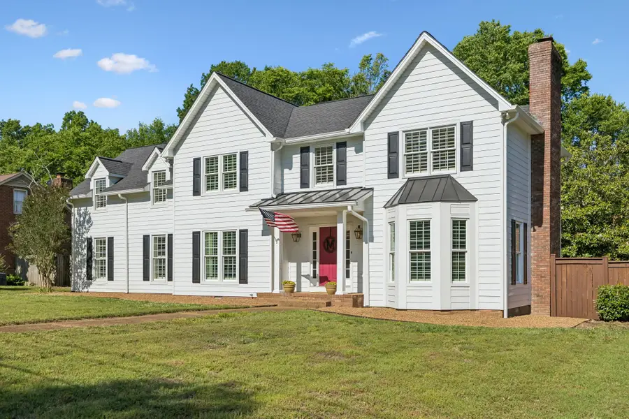 100 Deerfield Dr, Columbia, TN 38401 - #2