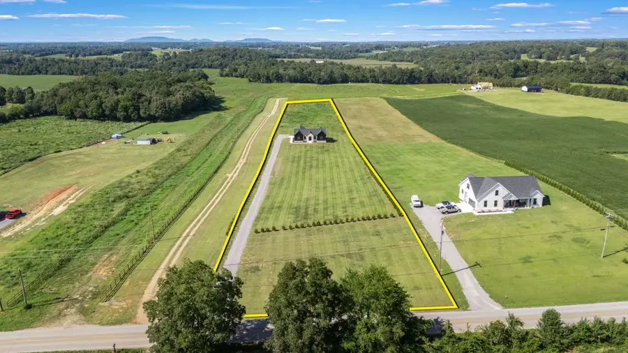 6954 Shelbyville Rd, Morrison, TN 37357 - #2