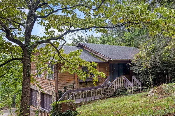 605 Clearview Drive, Ringgold, GA 30736