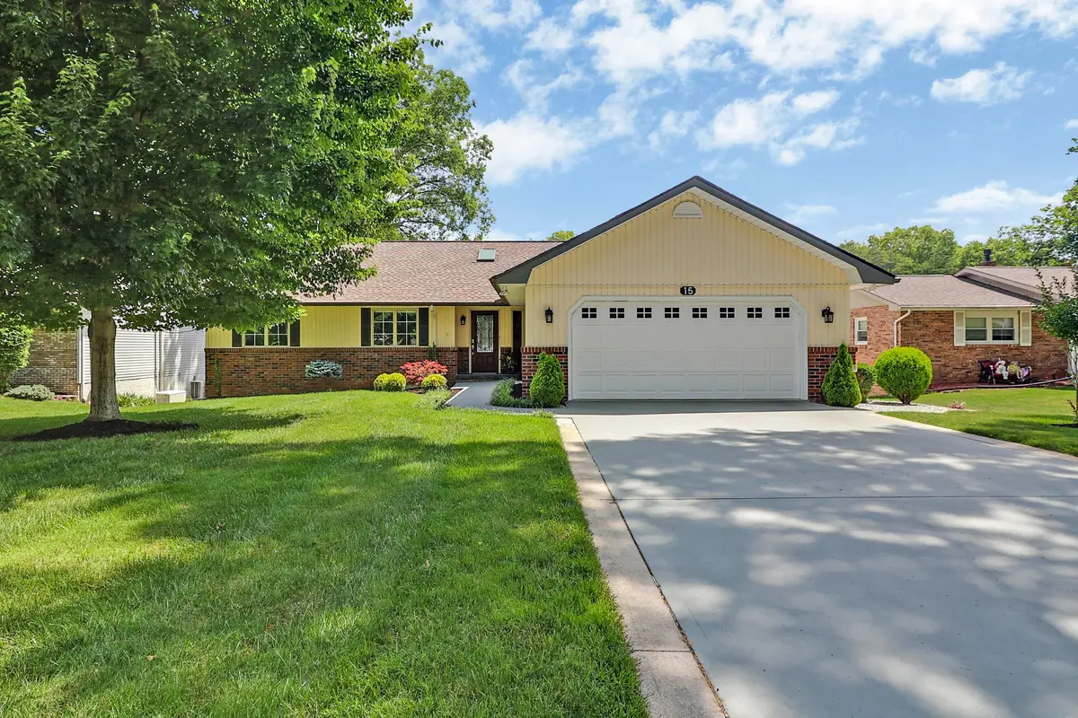 15 Meadowlark Cir, Crossville, TN 38558 - #1