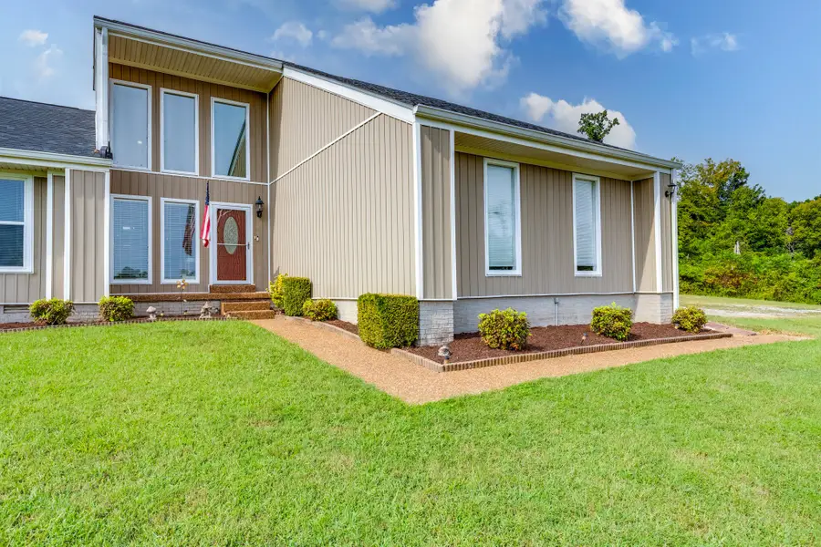 901 Heather Ln, Columbia, TN 38401 - #3