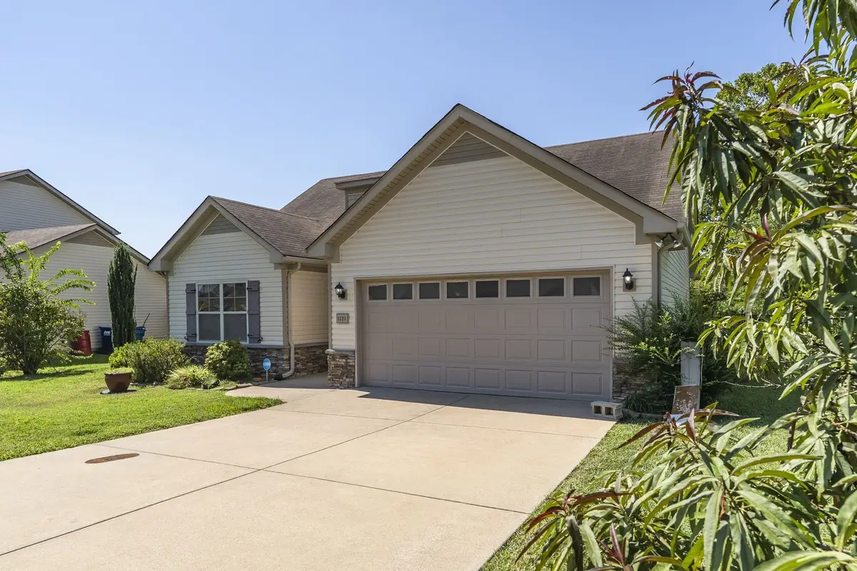 1121 Halverson Dr, Murfreesboro, TN 37128 - #1