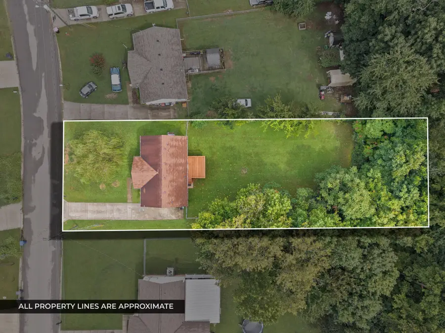 622 Woodhaven Dr, Clarksville, TN 37042 - #2