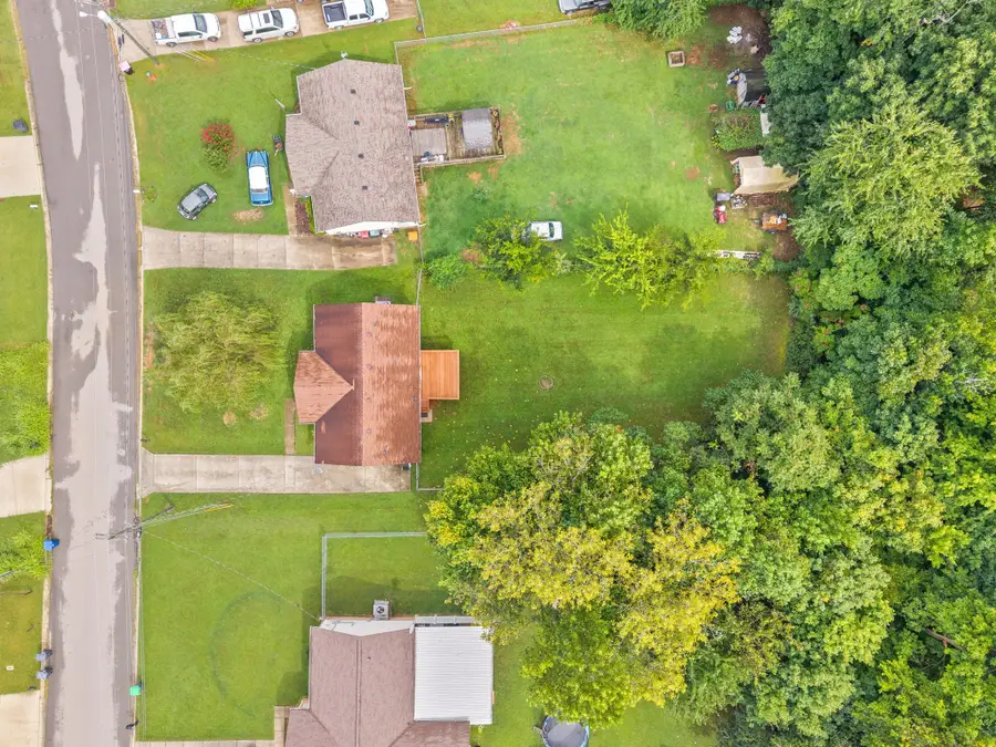 622 Woodhaven Dr, Clarksville, TN 37042 - #3