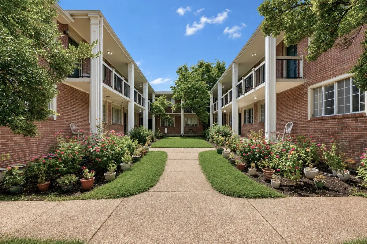 2121 Fairfax Ave #10, Nashville, TN 37212 - #1