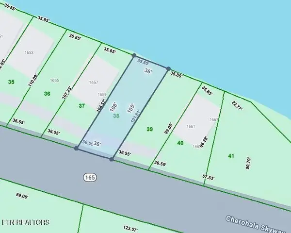 1663 Cherohala, Tellico Plains, TN 37385