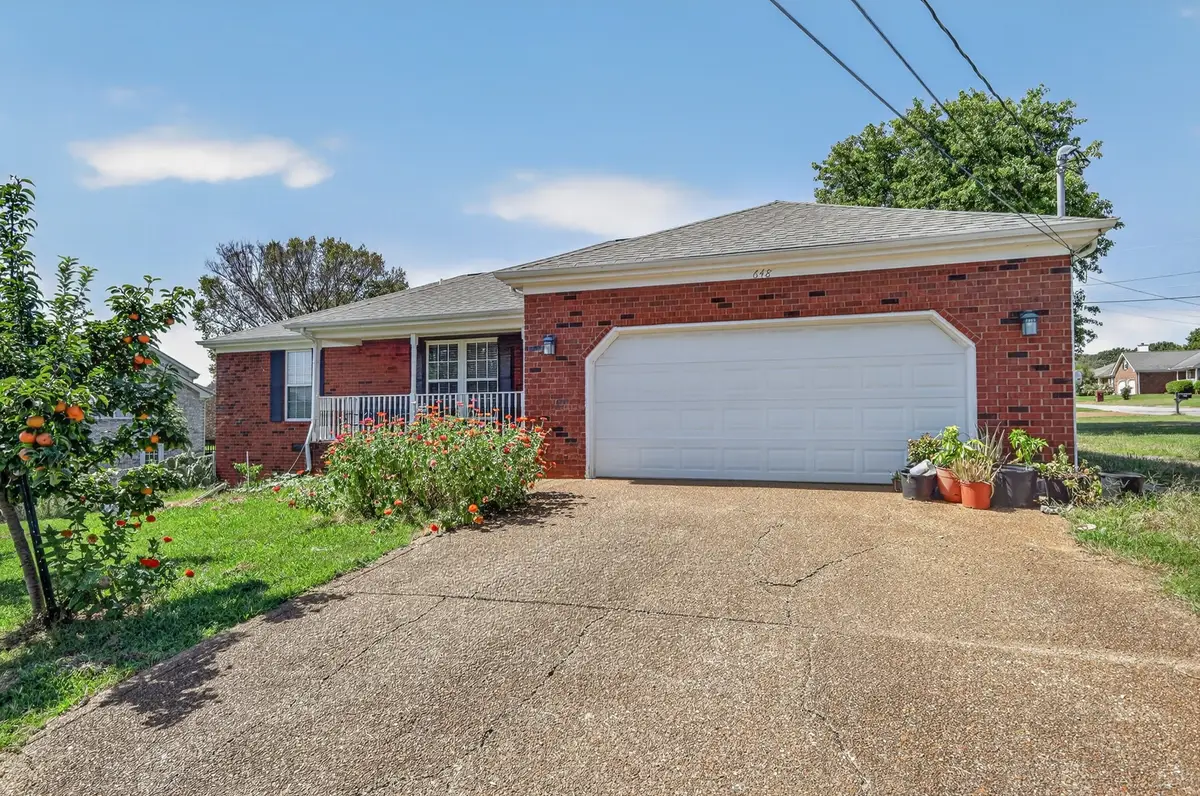 648 Woodburn Dr, Smyrna, TN 37167 - #1