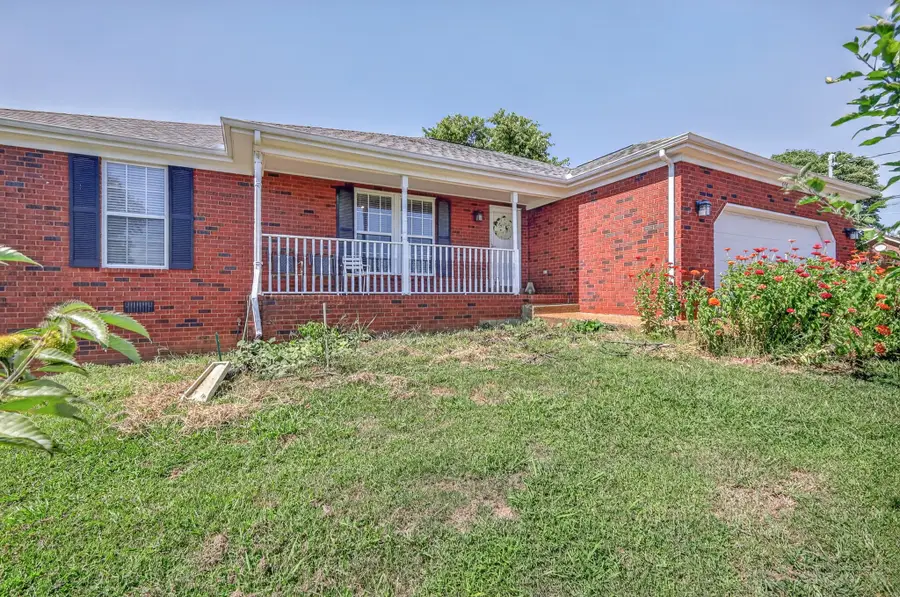 648 Woodburn Dr, Smyrna, TN 37167 - #2