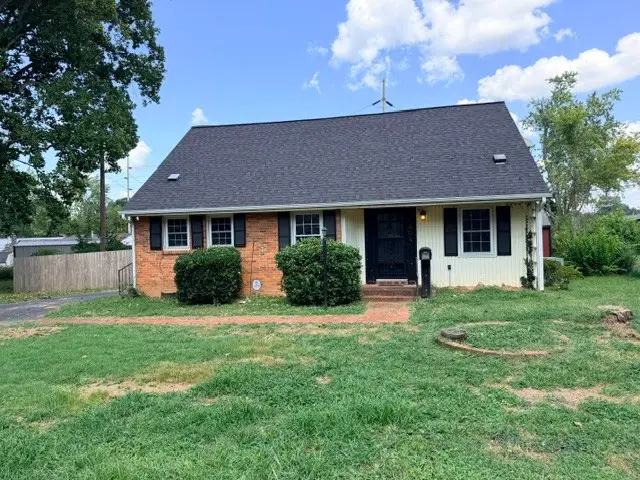 404 Sylvan Ter, Hopkinsville, KY 42240 - #1
