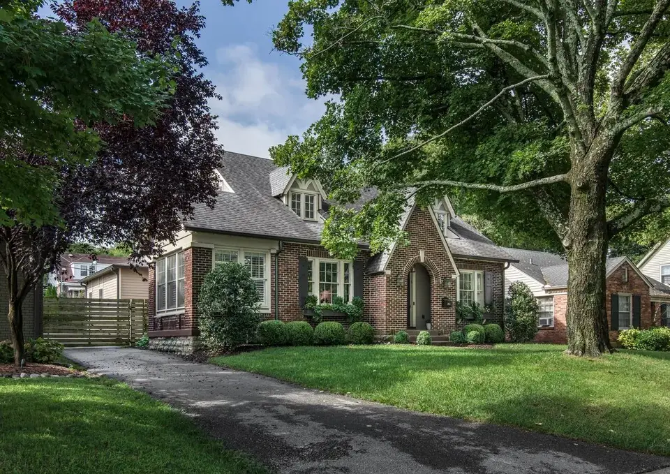 2813 Acklen, Nashville, TN 37212 - #1