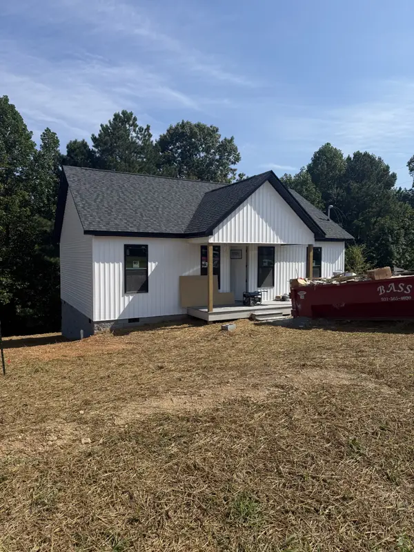 106 Shoal Creek Rd, Leoma, TN 38468
