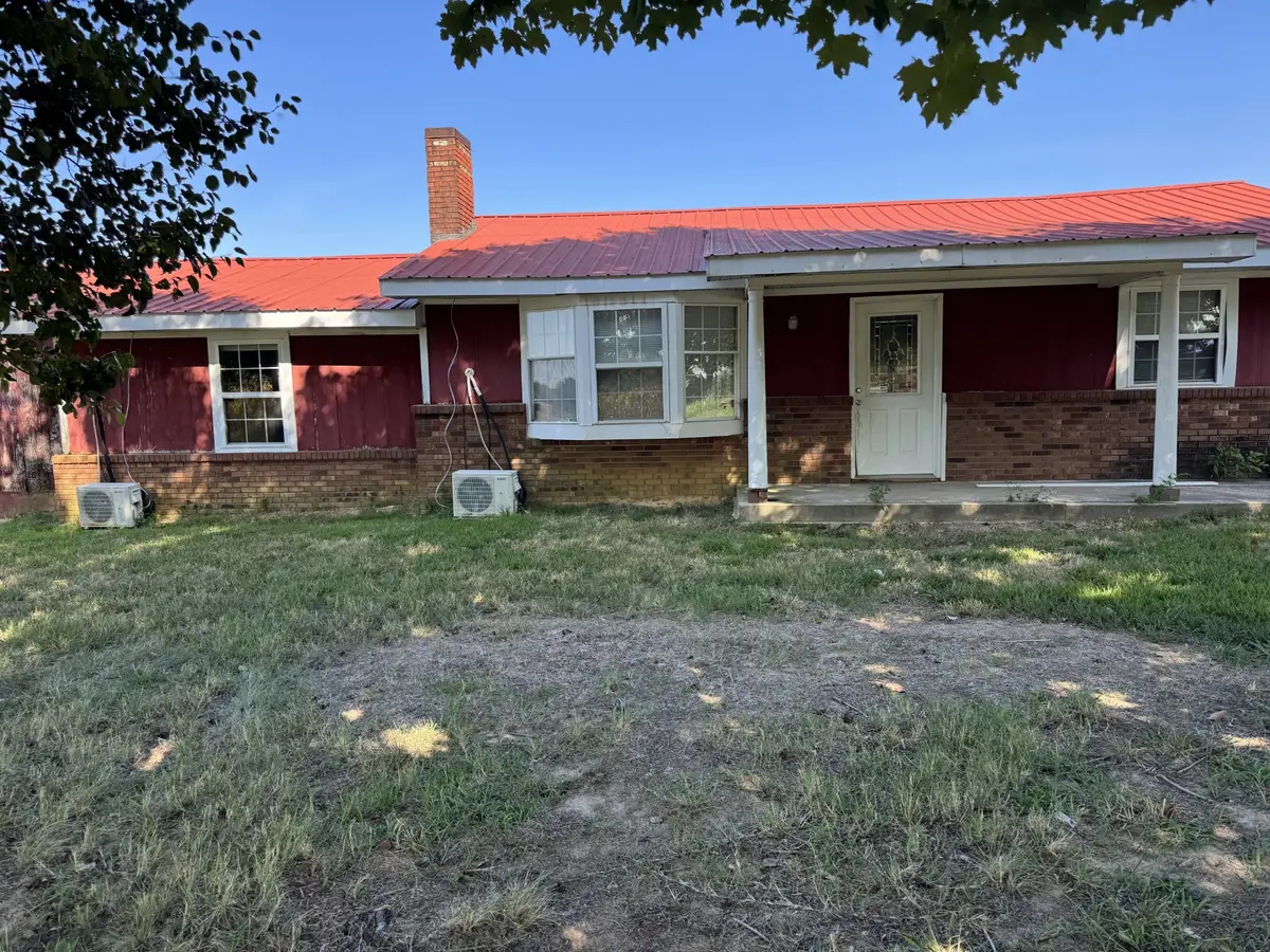 204 Nubia Rd, Westmoreland, TN 37186 - #1