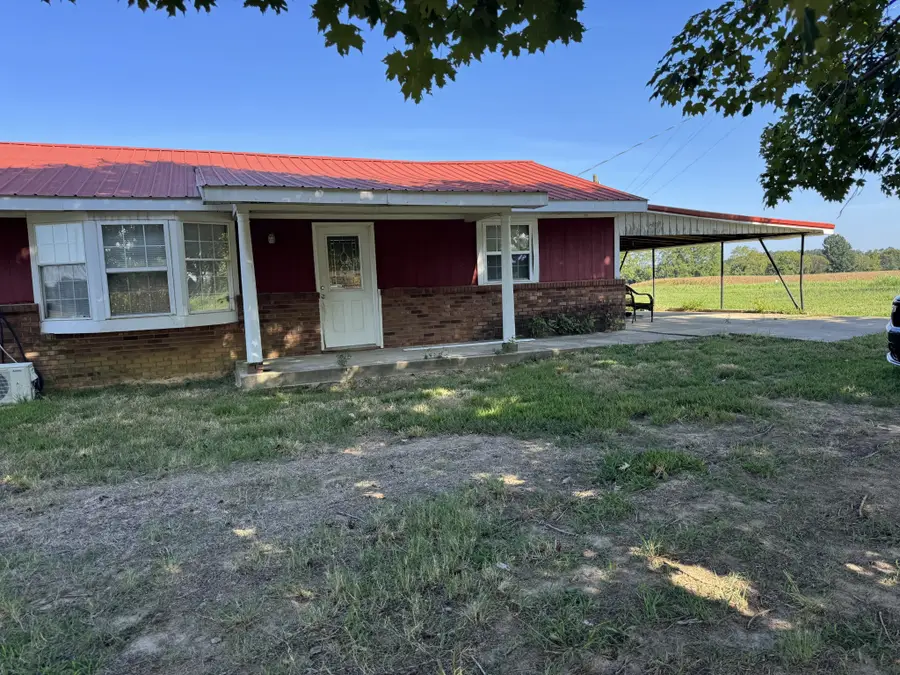 204 Nubia Rd, Westmoreland, TN 37186 - #2