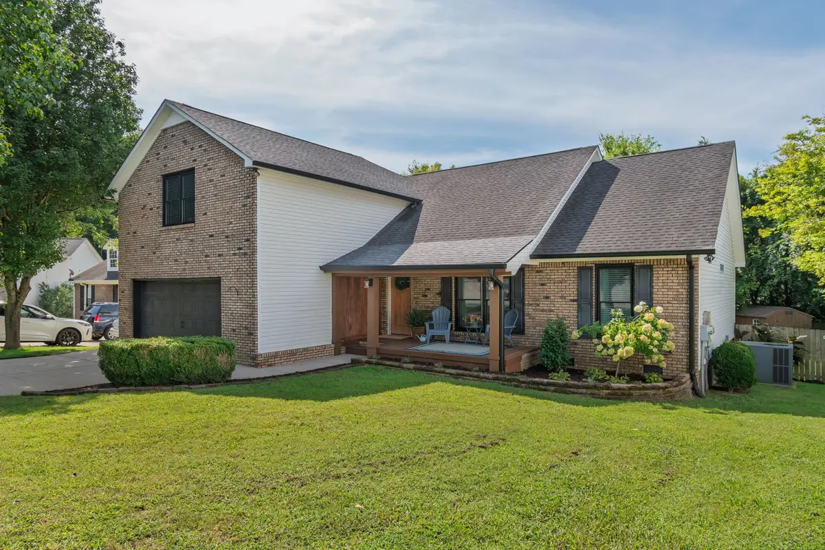 2745 Mollys Ct, Spring Hill, TN 37174 - #1