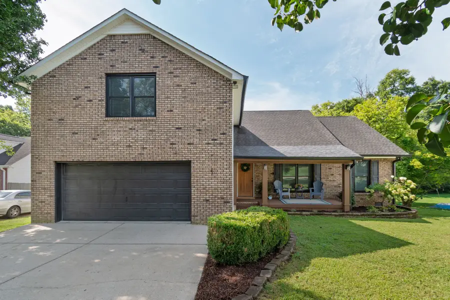 2745 Mollys Ct, Spring Hill, TN 37174 - #2