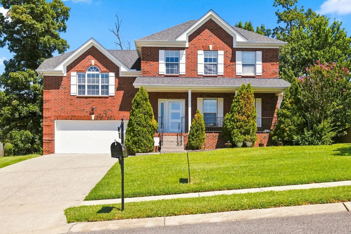 102 Bartlett Ln, Hendersonville, TN 37075 - #1