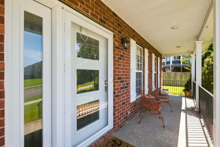 102 Bartlett Ln, Hendersonville, TN 37075 - #2