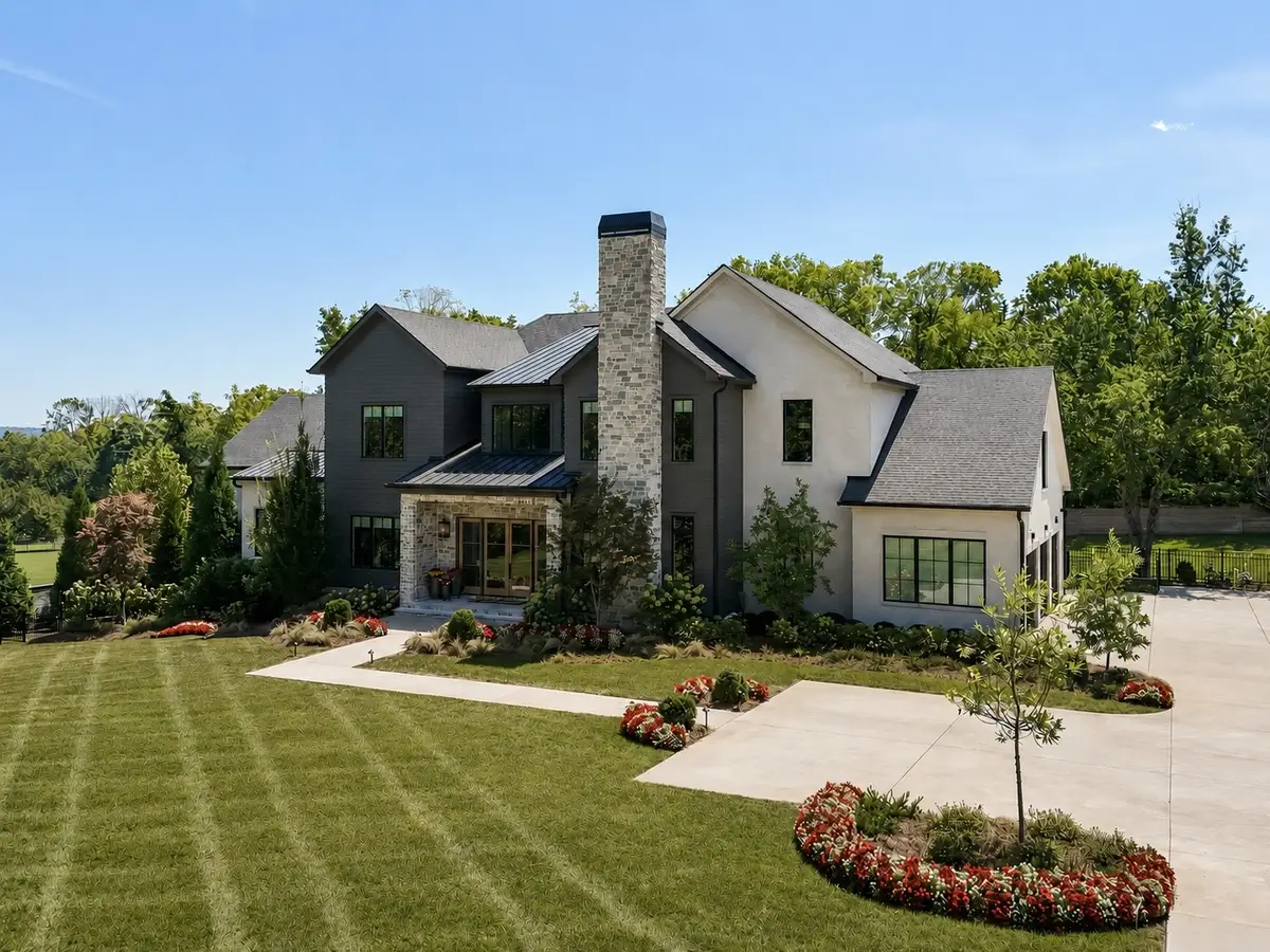 809 Brentview Dr, Nashville, TN 37220 - #1