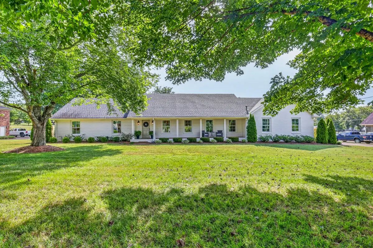 1305 Chickasaw Dr, Brentwood, TN 37027 - #1