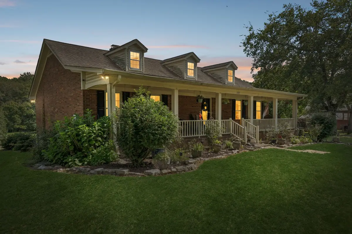 3087 Valley Creek Rd, Culleoka, TN 38451 - #1