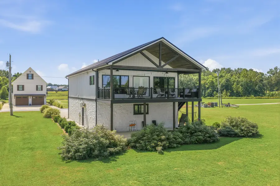 256 Fairway Villa Ln, Decaturville, TN 38329 - #3