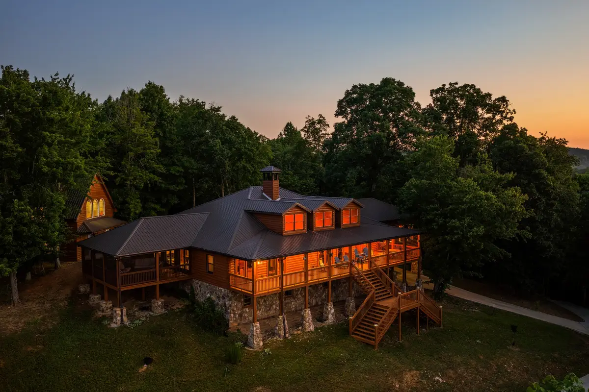 260 Lakeside Lodge Ln, Spring City, TN 37381 - #1