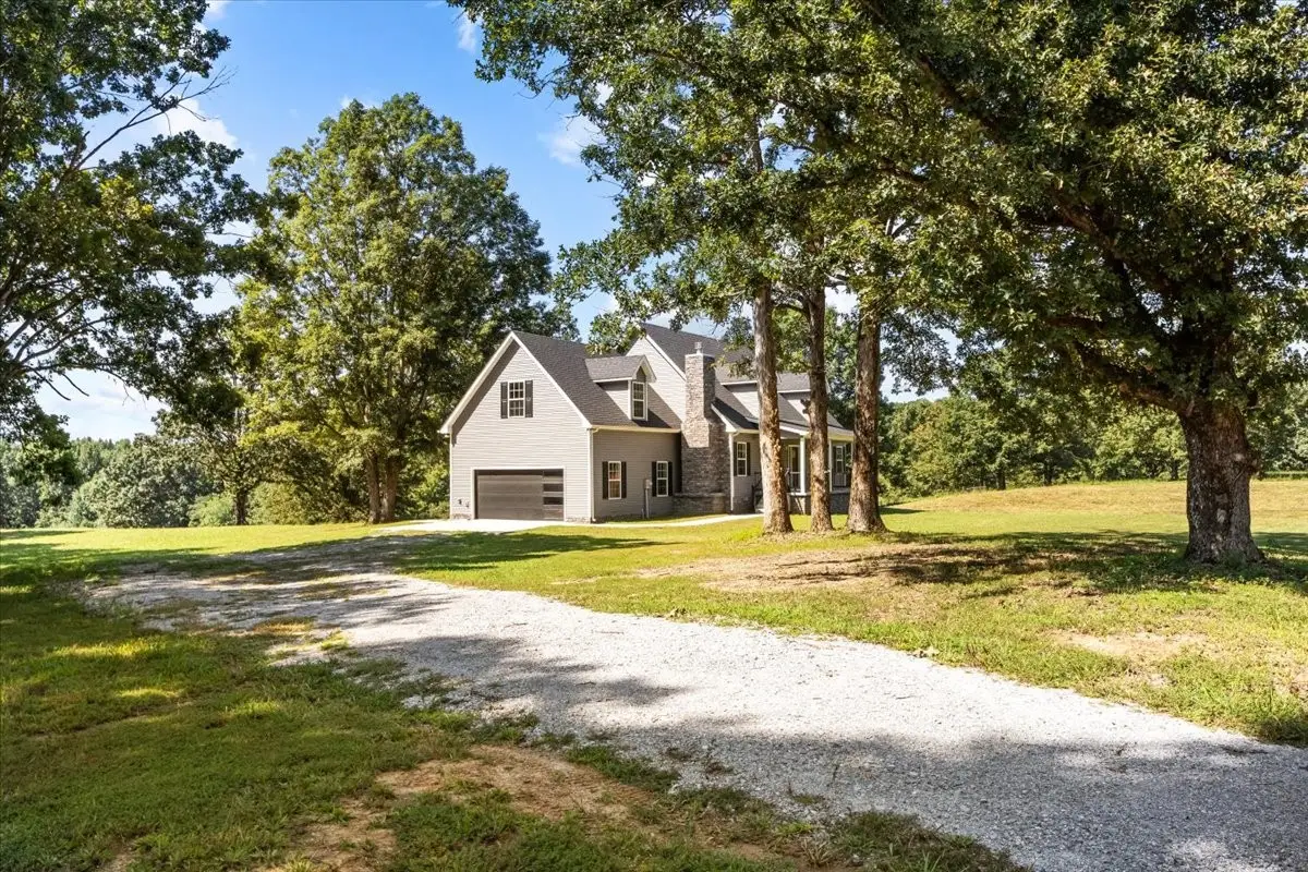 718 Darrell Rye Rd, Erin, TN 37061 - #1