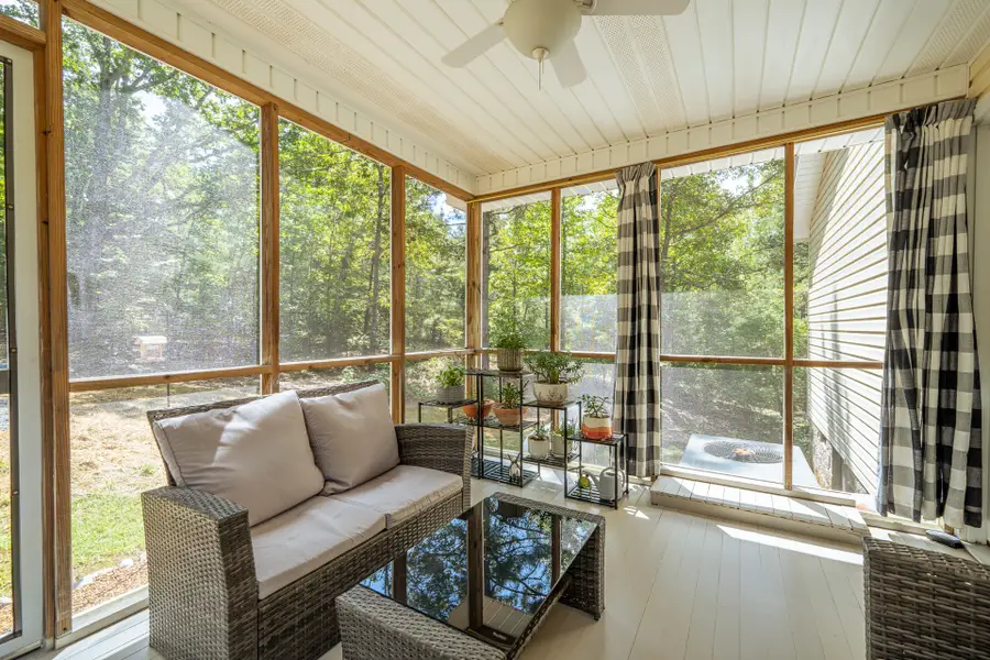 95 East Cv, Saulsbury, TN 38067 - #3