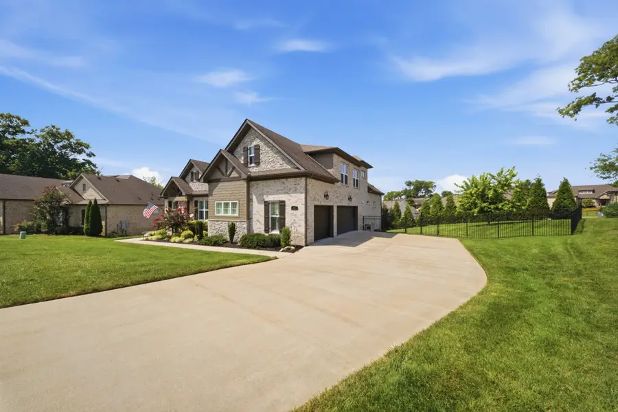 1056 Pretender Way, Columbia, TN 38401 - #3