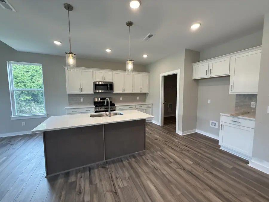 3821 Red Barn Drive, Columbia, TN 38401 - #3