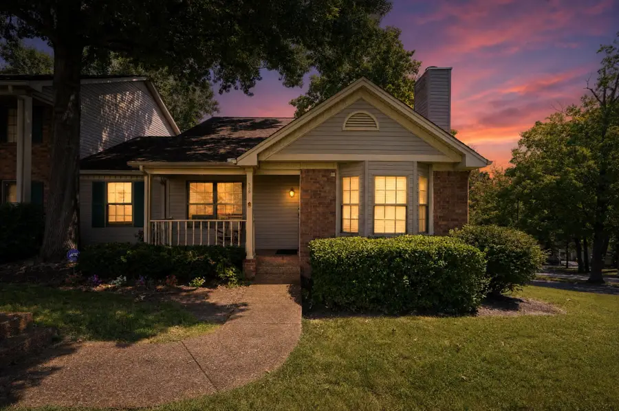 539 Upsall Dr, Antioch, TN 37013 - #2