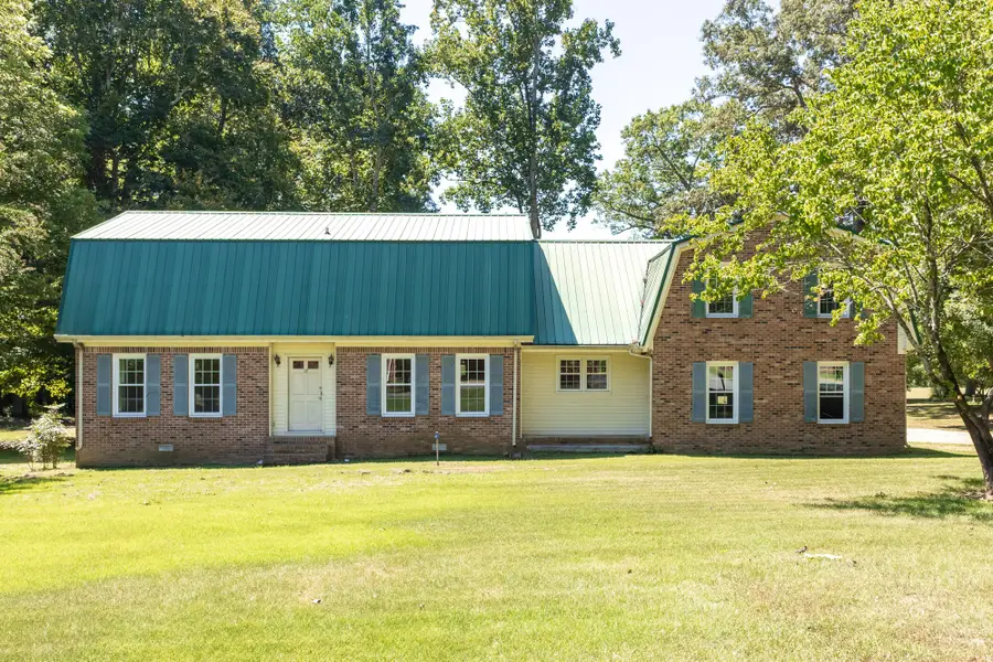 12 Hancock Rd, Fayetteville, TN 37334 - #3