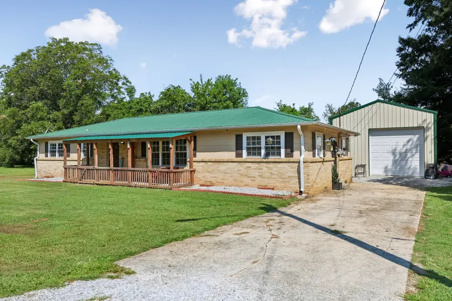 101 Dallas St, Huntland, TN 37345 - #2